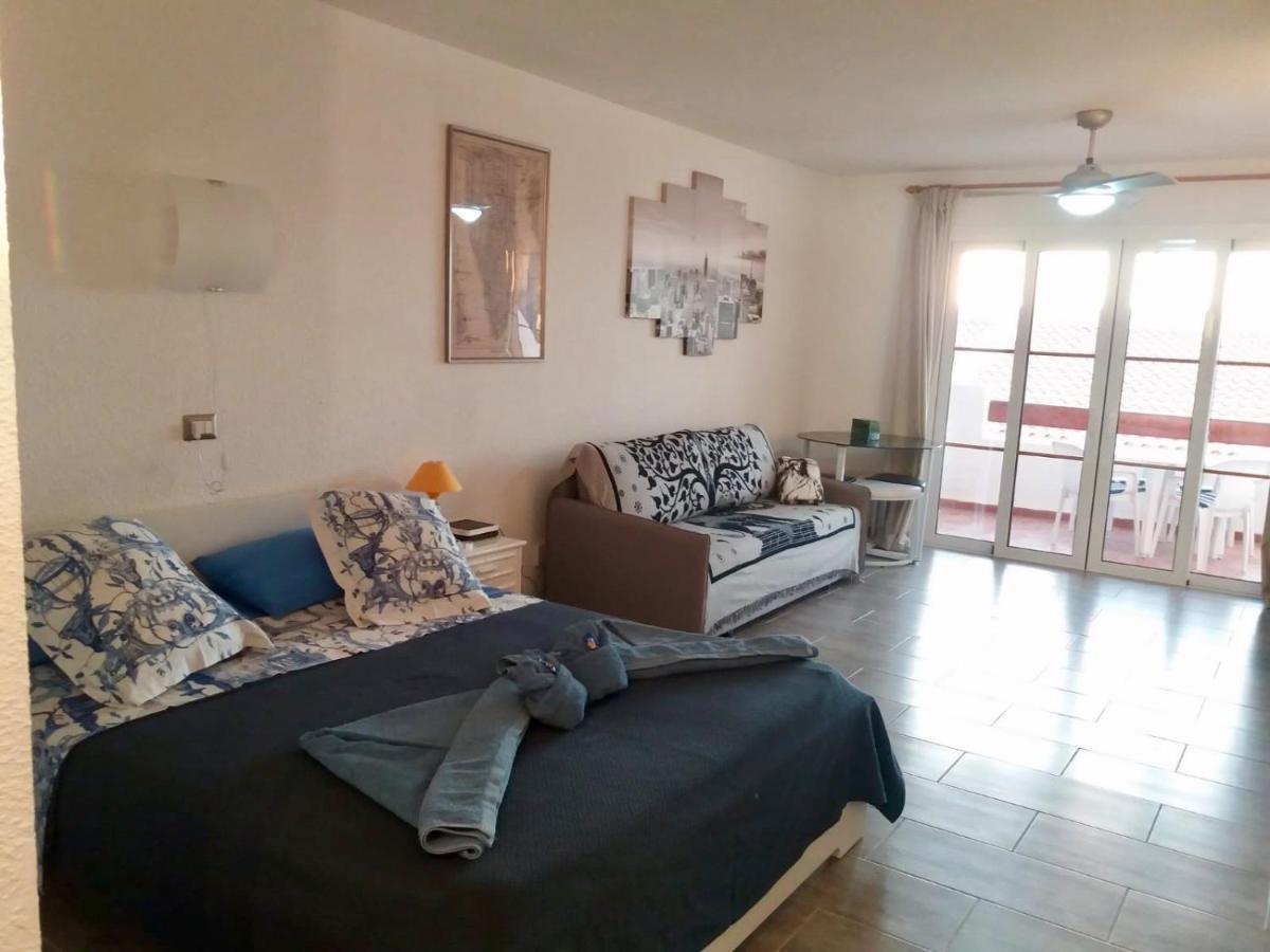 Moderno E Luminoso Studio Port Royal Apartment ลอส กริสเตียนอส ภายนอก รูปภาพ